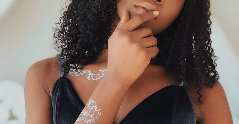 Latin Beauty Date Post Thumbnail