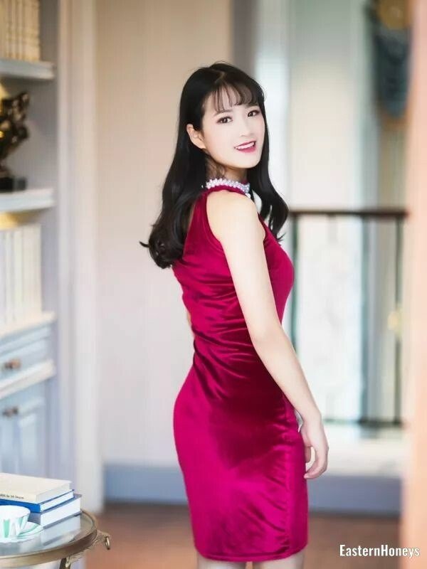 Tina Profile image 3